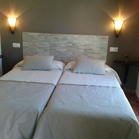 Hostal Suetxe Los Arcos Zewnętrze zdjęcie