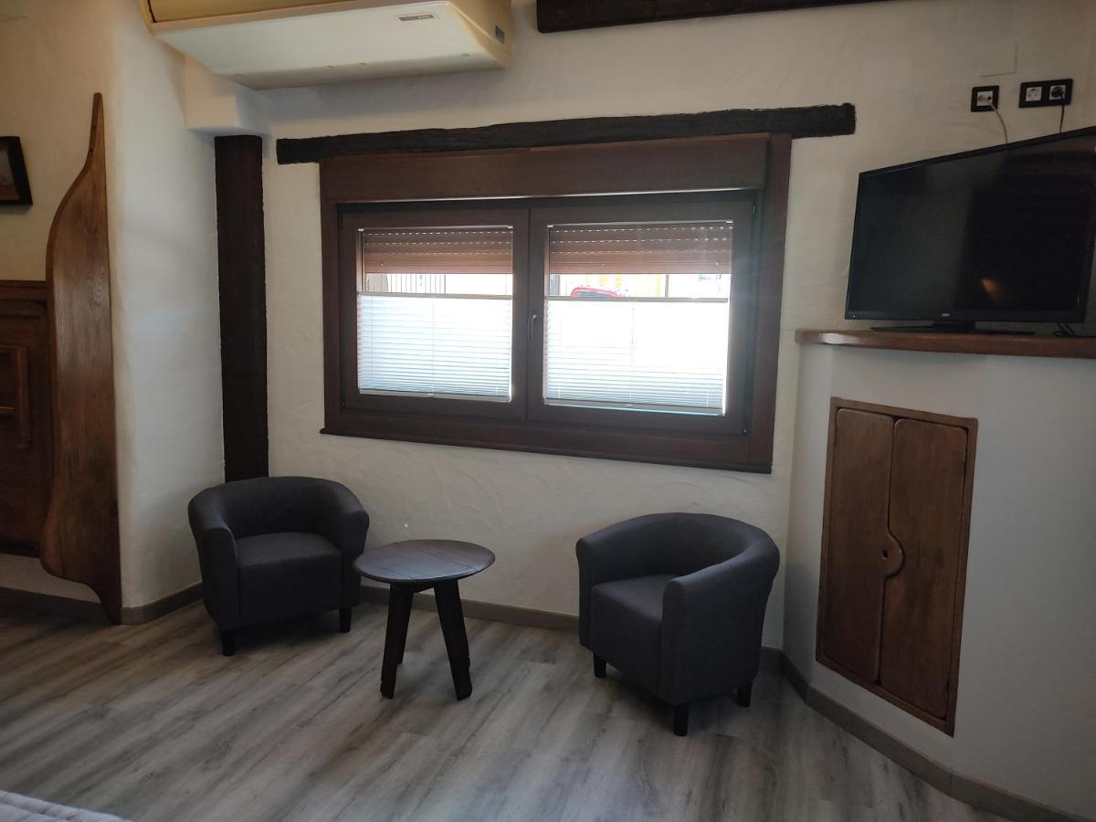 Hostal Suetxe Los Arcos Zewnętrze zdjęcie