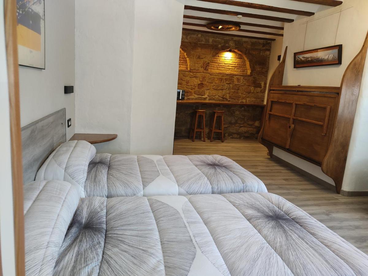 Hostal Suetxe Los Arcos Zewnętrze zdjęcie