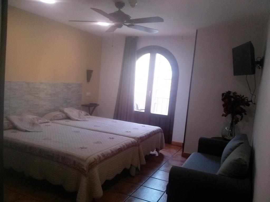 Hostal Suetxe Los Arcos Zewnętrze zdjęcie