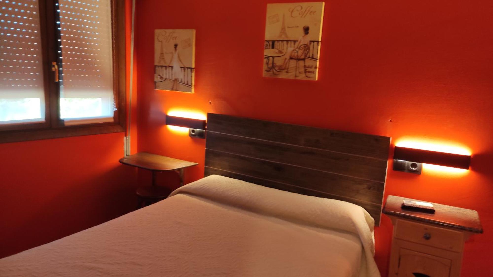 Hostal Suetxe Los Arcos Zewnętrze zdjęcie