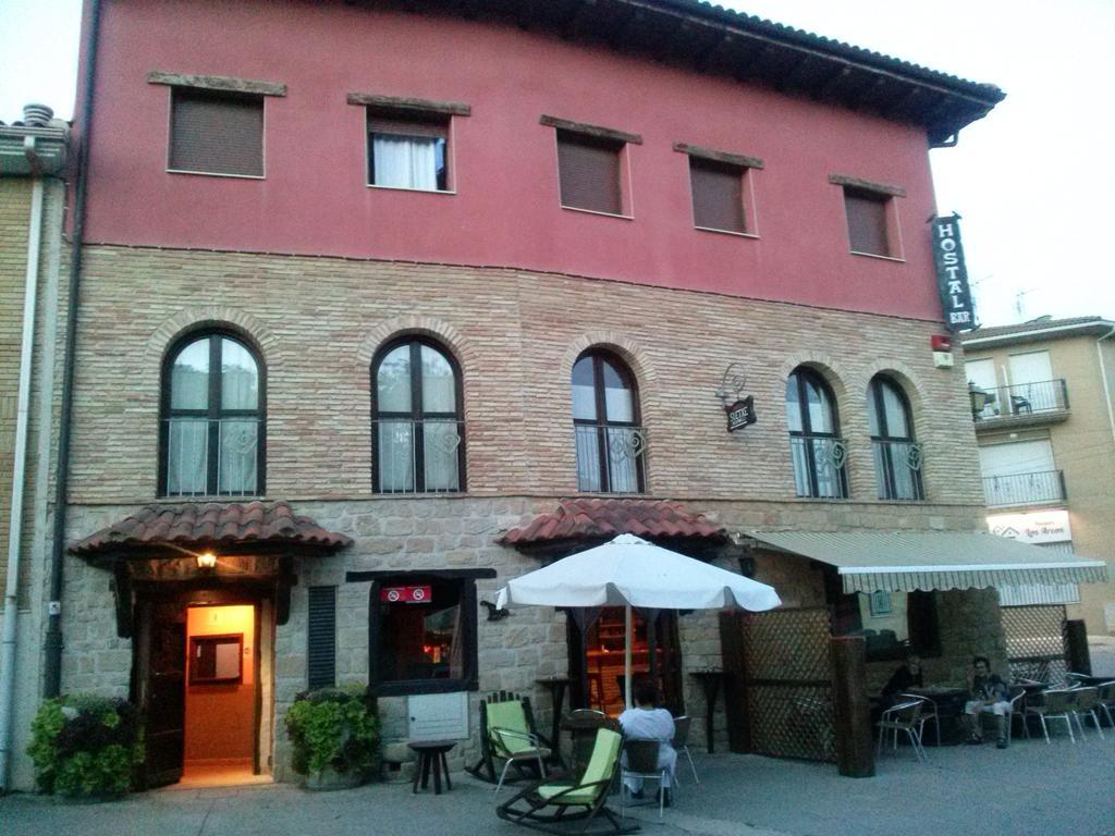 Hostal Suetxe Los Arcos Zewnętrze zdjęcie